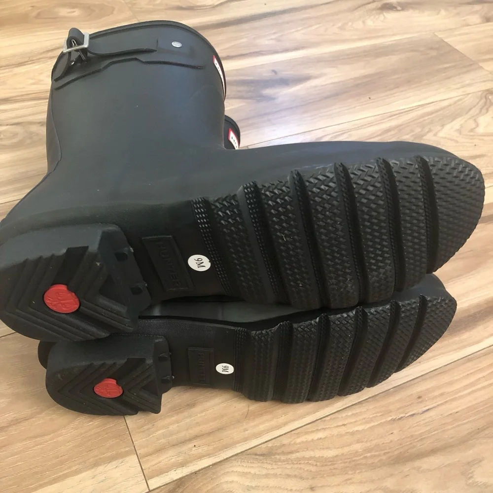 Hunter Women's Original Short Back Adjustable Rain Boot- US 9M